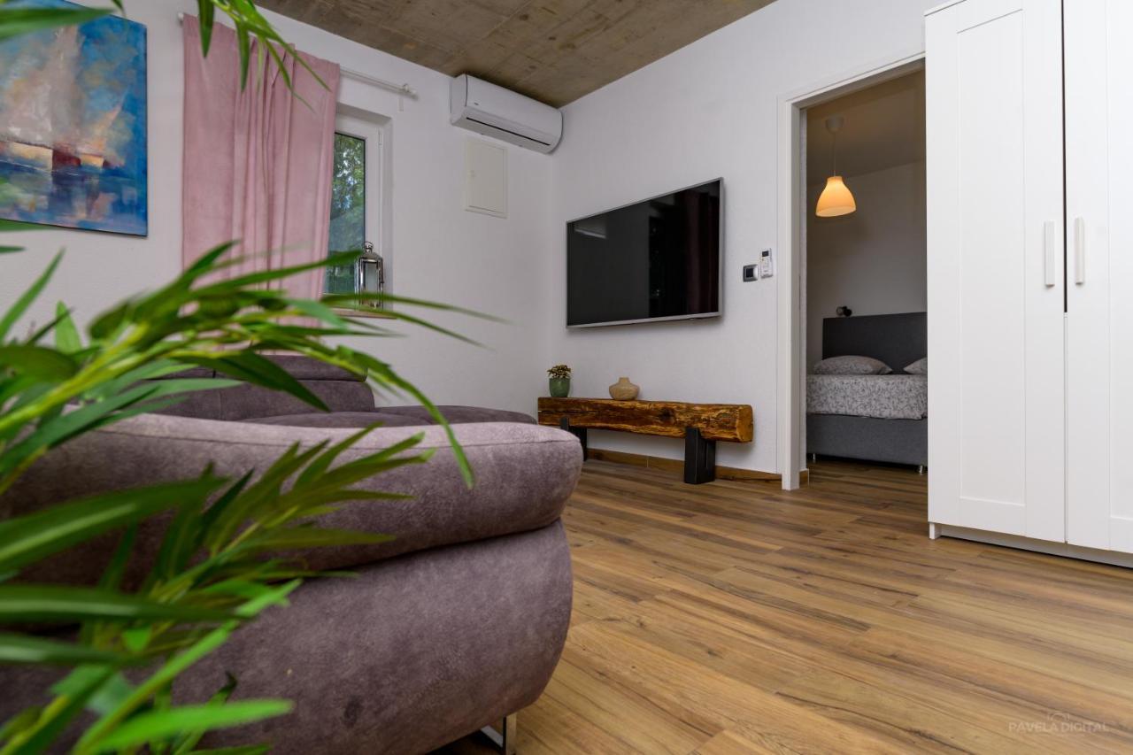 Stone House Magali Villa Sveti Jakov Ngoại thất bức ảnh