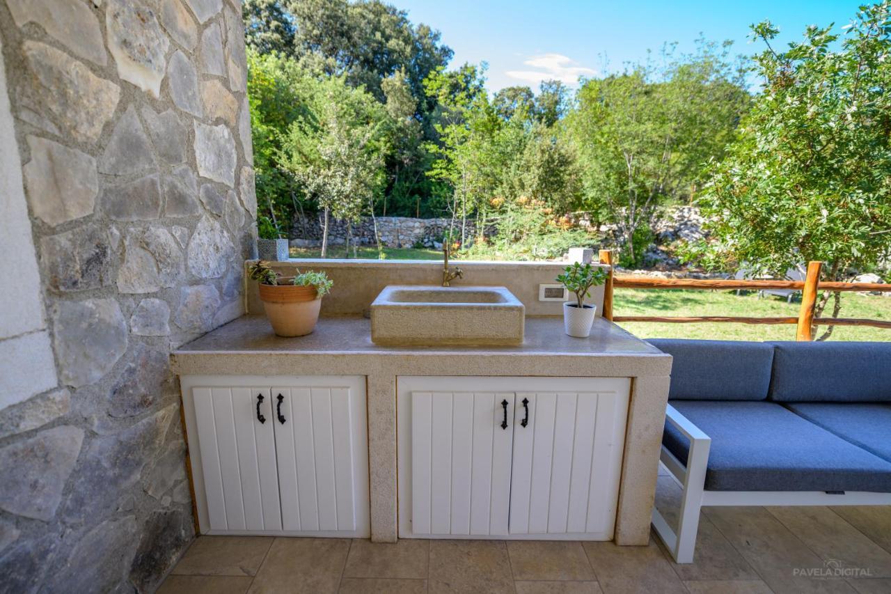 Stone House Magali Villa Sveti Jakov Ngoại thất bức ảnh